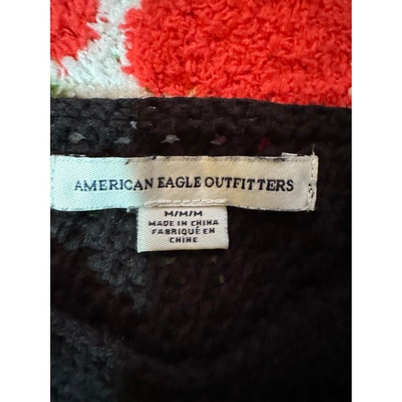 American Eagle Knitted Crop Top  Black Embroidered Flowers Y2K Festival Summer - Picture 6 of 7